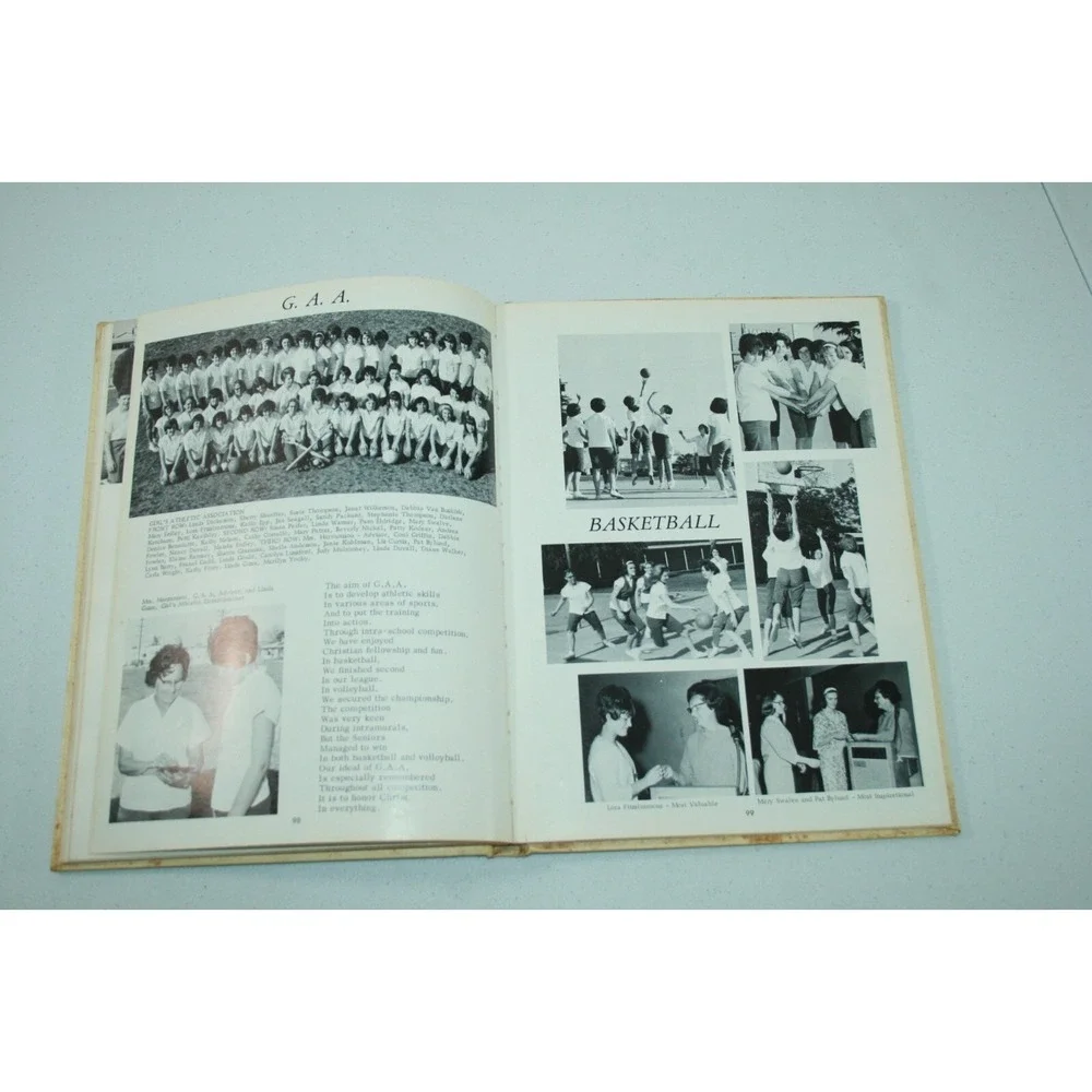 Vintage 1966 Brethren High‎ School Paramount California Ambassador Year Book